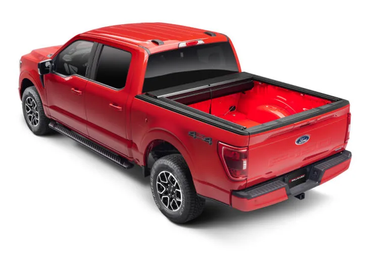 Roll-N-Lock Tonneau Cover Toyota Tacoma (16-23) [M-Series XT Retractable] 5' 1" or 6' 2" Bed