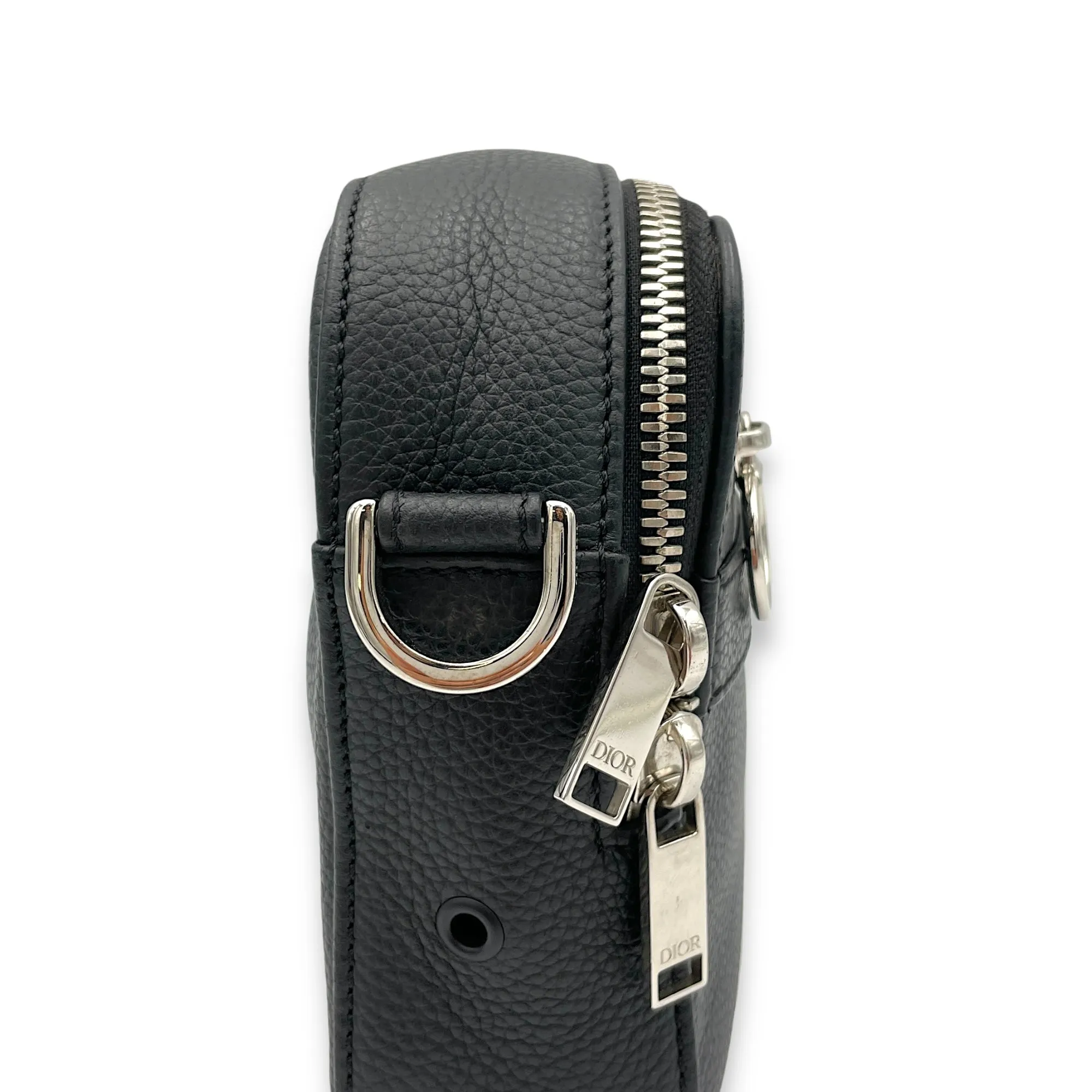 Safari Black Messenger in Calfskin, Silver hardware